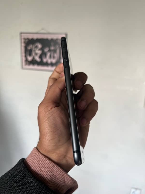 IPHONE 8plus NON PTA 5