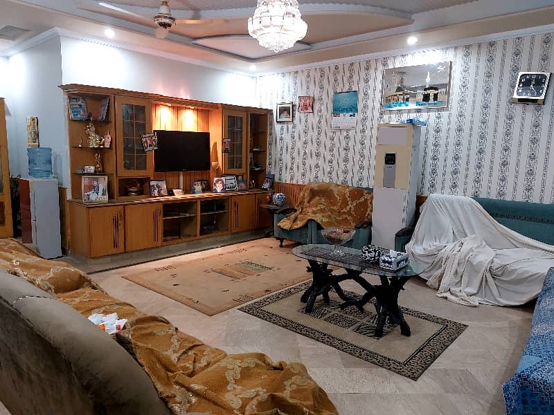 2 KANAL BUNGALOW FOR SALE URGENT SALE IN WAPDA TOWN LAHOORE 4