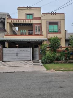 10 Marla House FOR Sale In Wapda Town Lahore