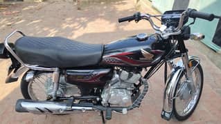 Honda 125 Black 2024