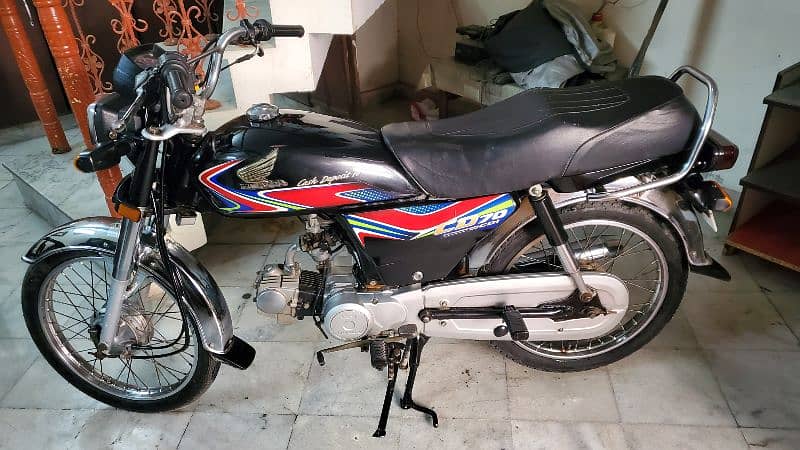 Honda CD70 2018-2019 0