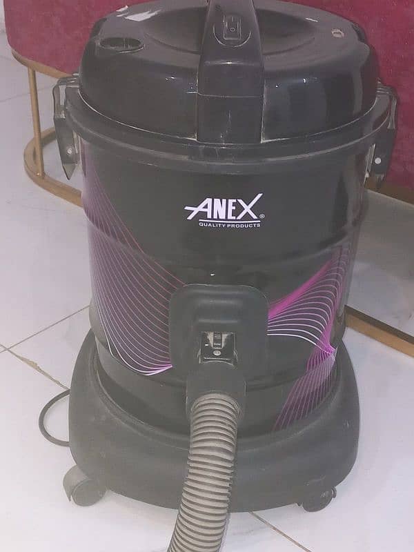 Vaccum Cleaner 2