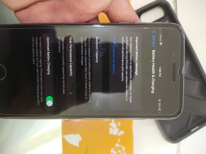 iPhone 8 Plus  64 GB all ok orignal only 3 day use 2