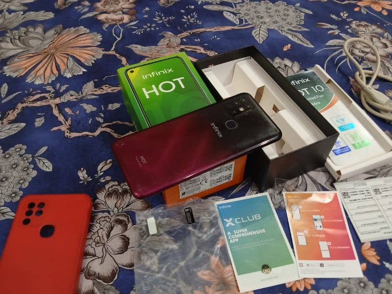 infinix hot 10 4 64 with original box cable 6