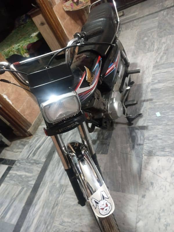 Honda 125 lahor nambar 18 model bataa 19 14