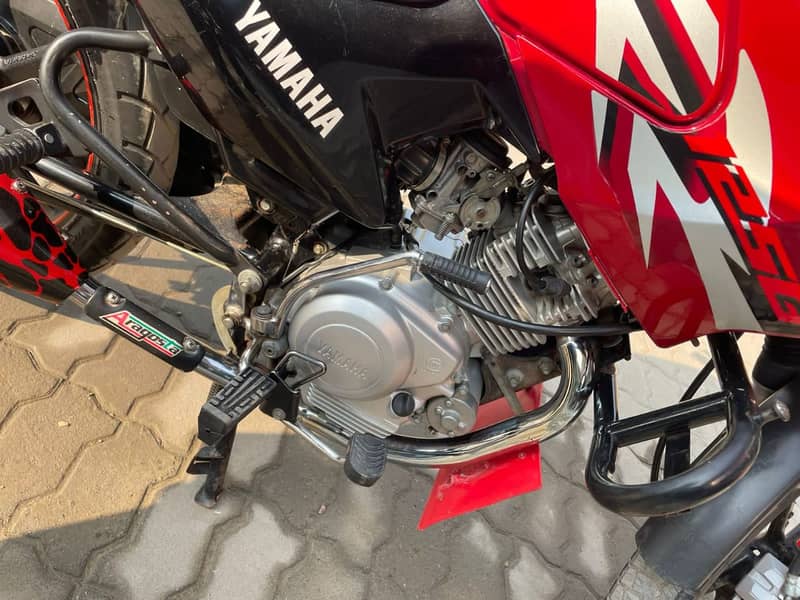 Yamaha YBR 125G ( Model 2015 )  Total Genuine 6