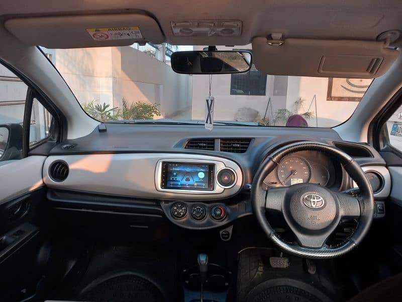 Toyota Vitz 2013 1