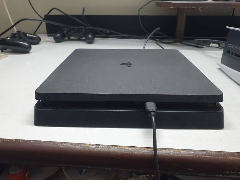 Ps4 slim jailbreak sealed like brand new 1