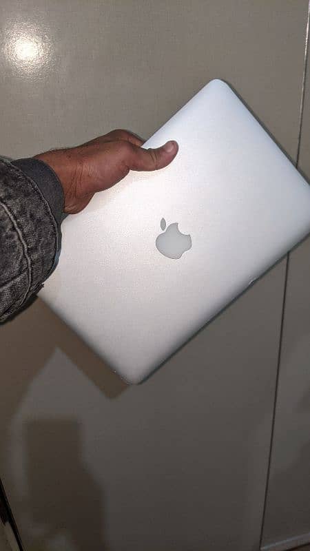 MacBook Air (13-inch, Mid 2012) 10