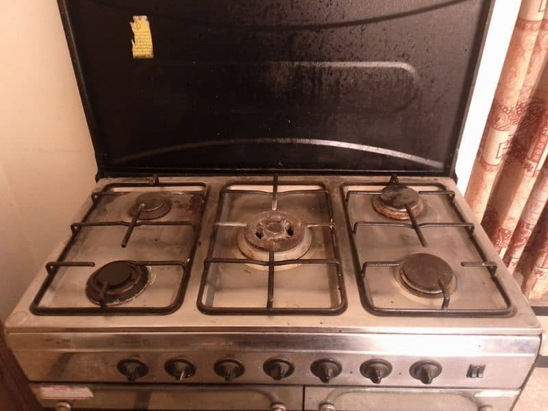 Cooking range dual stove with oven 1