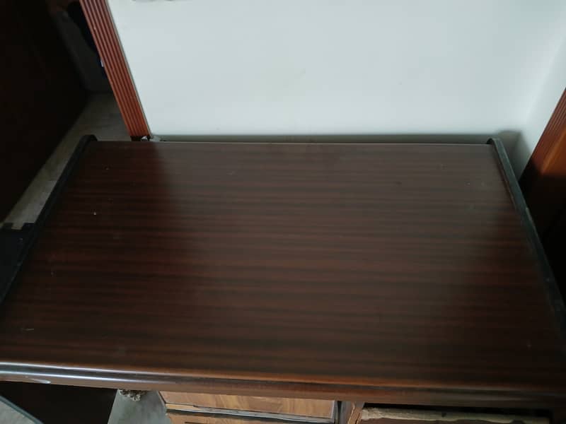 Wooden office table 2