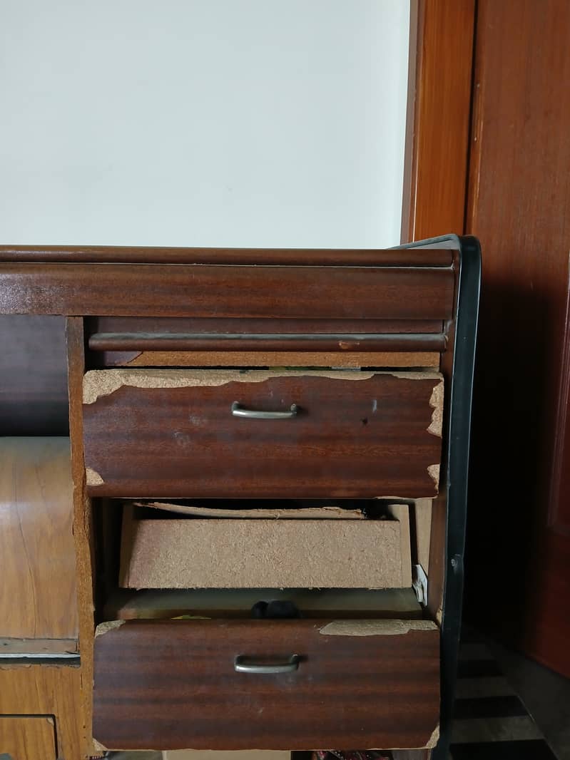 Wooden office table 3