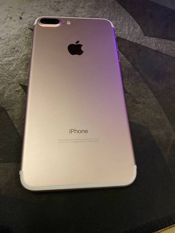 Iphone 7 plus 128Gb PTA Approved ROSE Gold 5