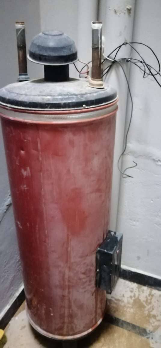 Gayser 25 Gallan (GAS + Electric) (Drum leak) 8