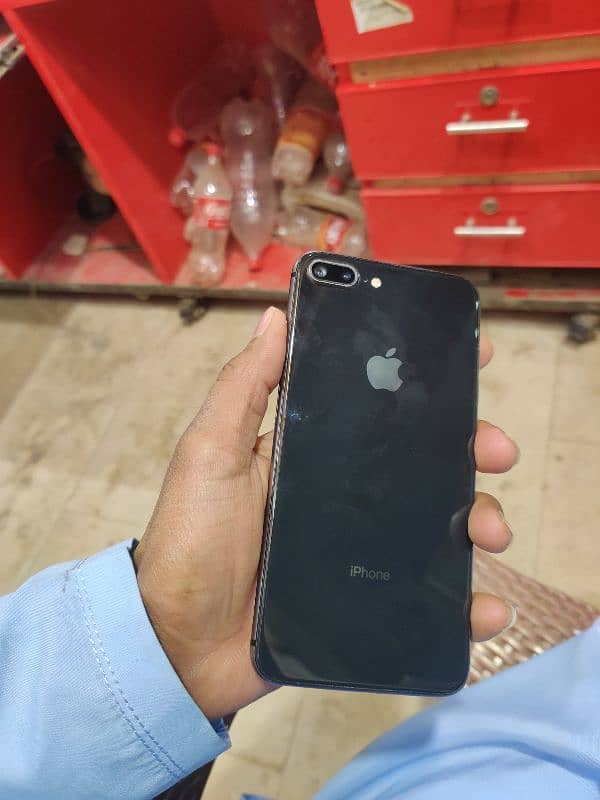 iphone 8 plus 4