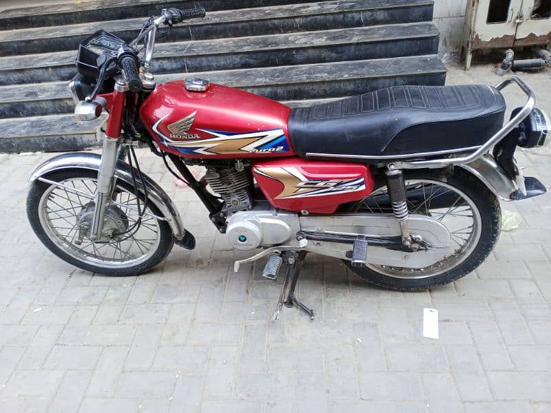 Honda 125.03341055751 7