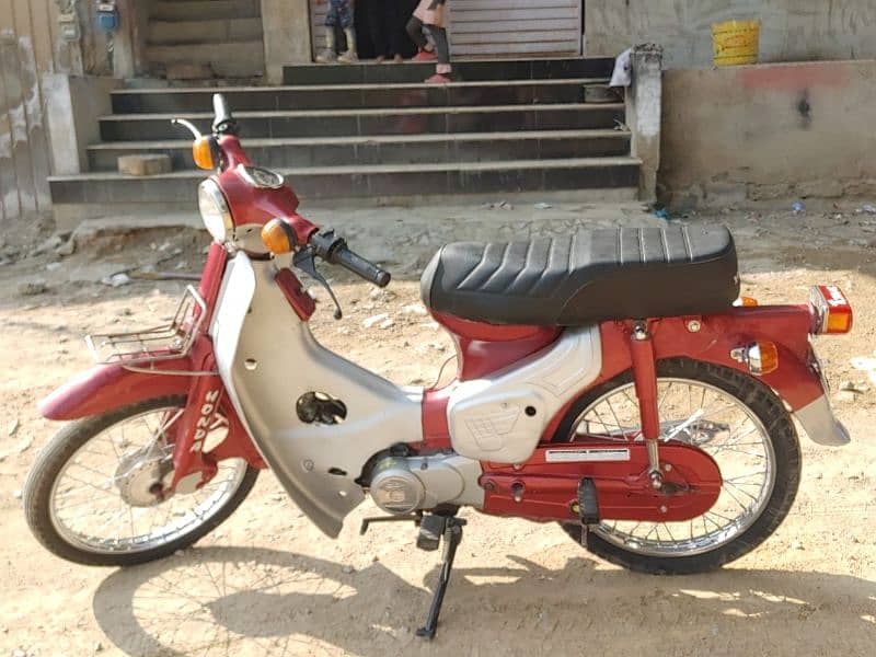 Honda Se 70 dream 5