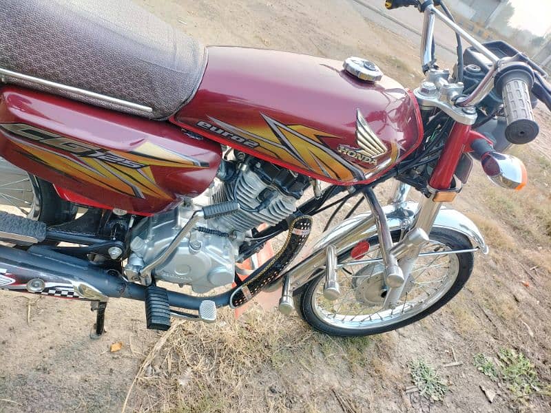 honda 125  new condition 2021 model 0