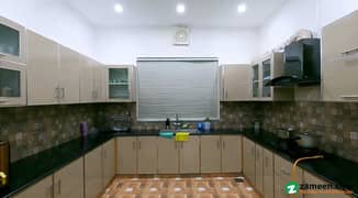 2.5 kanal house for sale in Valencia Town Lahore