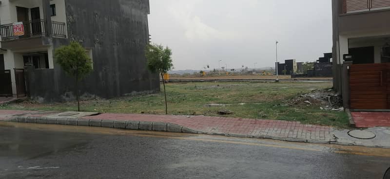 Plot For Sale In Bahria Town M Block 1