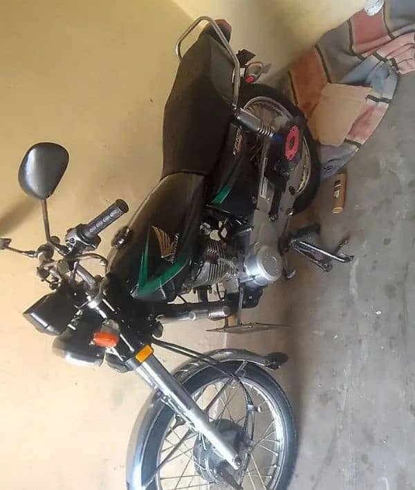 Honda 125 2015 model 3