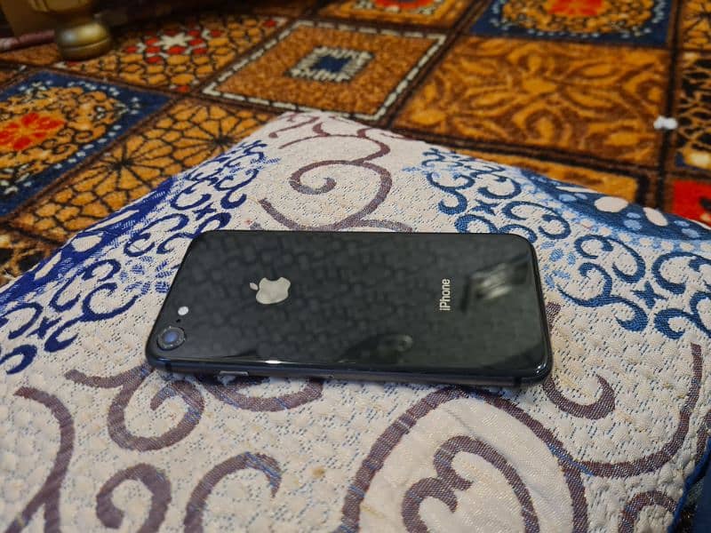 iphone 8 non pta 64GB 7