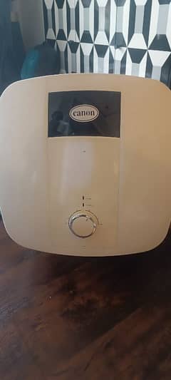 Canon electric Gyser