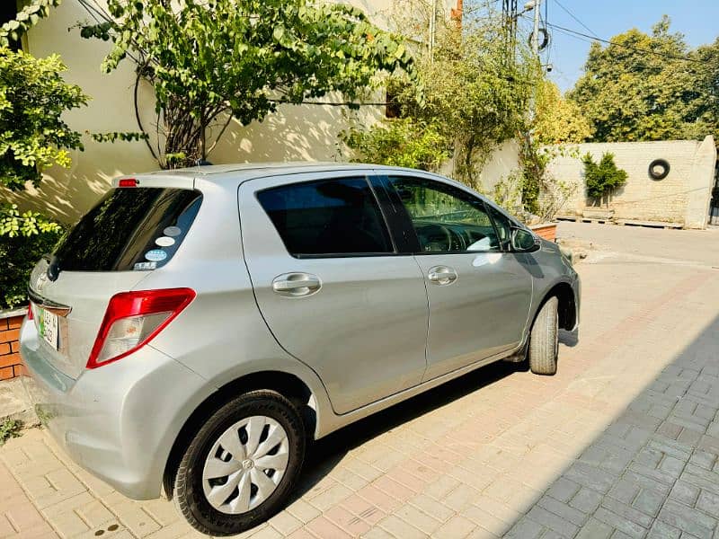 Toyota Vitz 2014 3