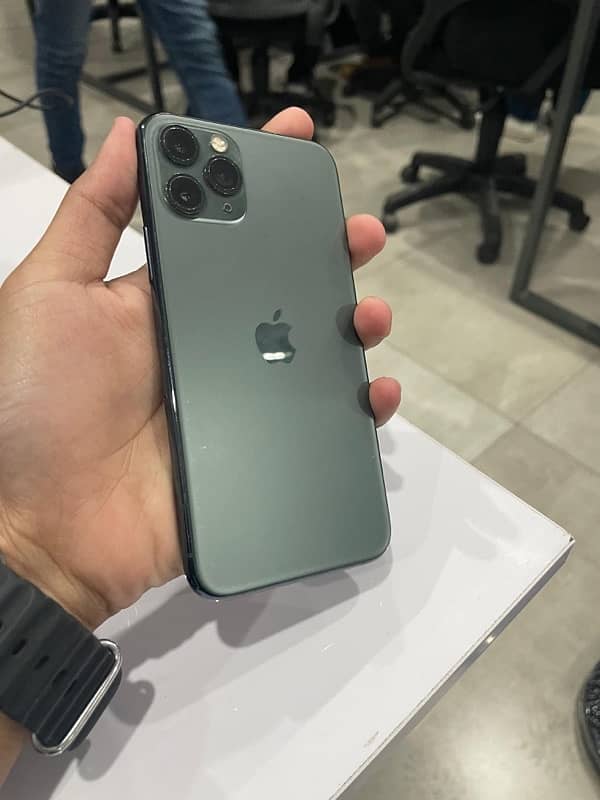 iphone 11 pro (256 gb) Pta approved 3