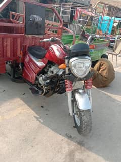 Hi Speed 150cc loader lush condition mai hai engine 100% oky original.