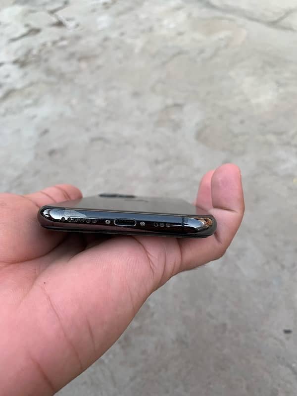 Iphone 11 pro 64gb non pta all ok 03236602153 8