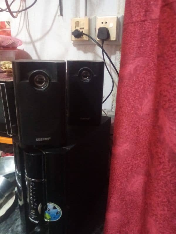 woofer speaker Geepas 1