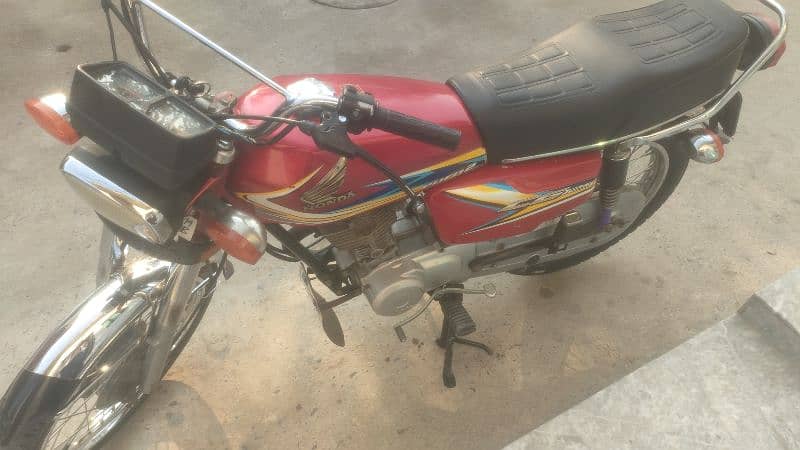 Honda 125 19 modal arjent sall 5