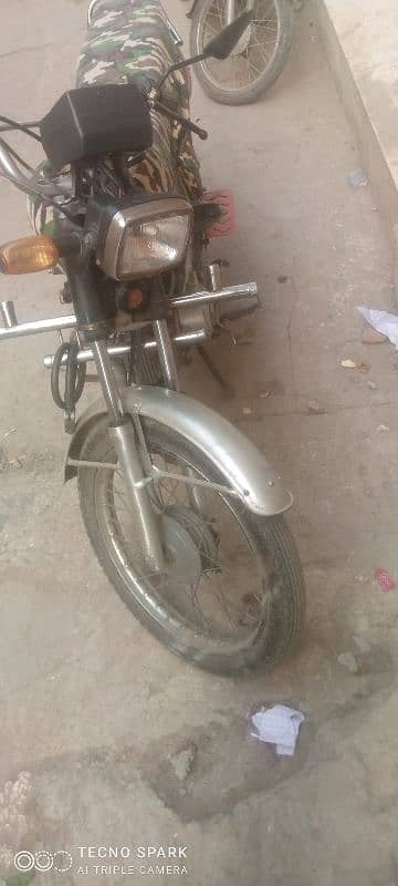 only. bike ki book ha fill. nhi ha 4