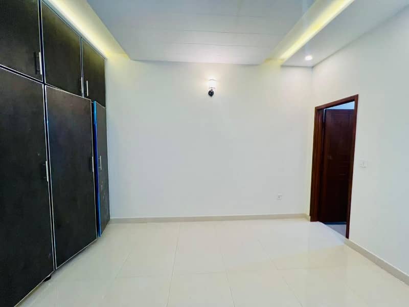 10 Marla Brand New Condition Upper Portion Available For Rent In Sukh Chayn Garden Near Bahria Town Lahore 5