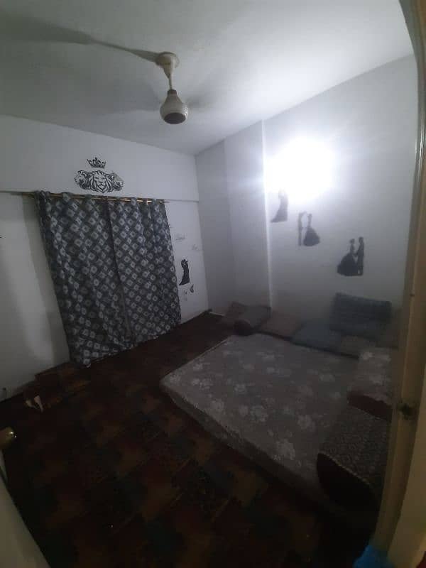 Dha Phase 6 Muslim commerical Flats 2Beds 3&4Floor unfurni or semifurn 7