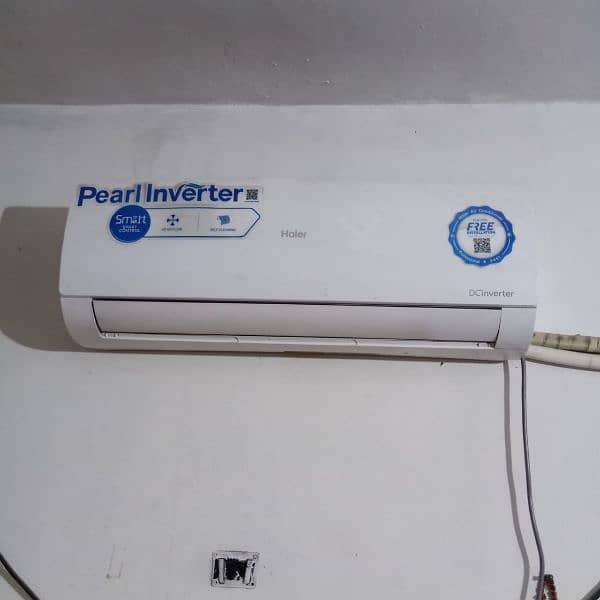 Haier 1 ton Inverter AC heat and Cool fully functional 0