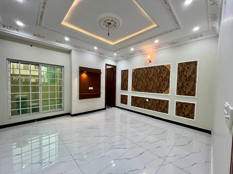 10 Marla Brand New House Available For Sale In Canal Garden Near Bahria Town Lahore 5