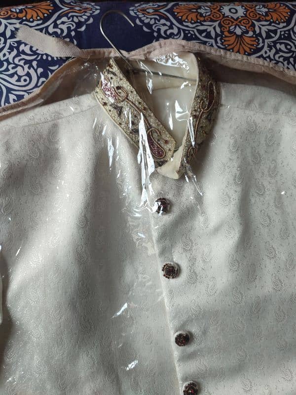 sherwani with turban and khusay 1