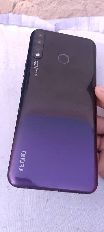 Tecno Spark 4 3/32 GB 2