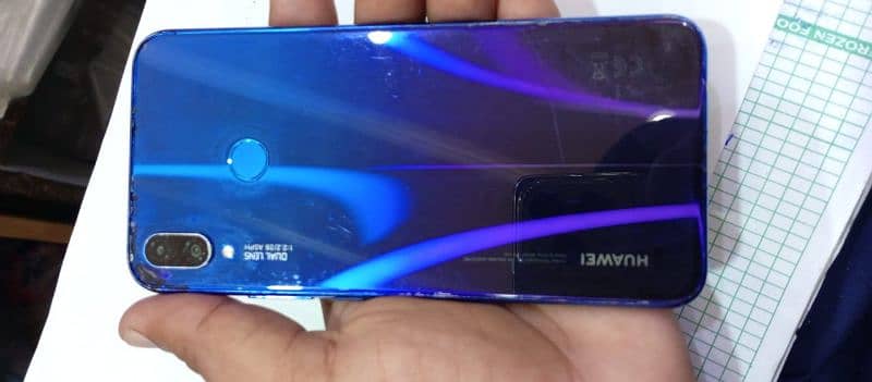 HUAWEI Nova 3i 3