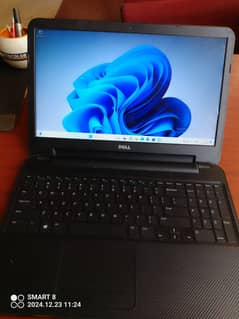 Dell Inspiron Core i3 8gb, 500gb) Lapotop