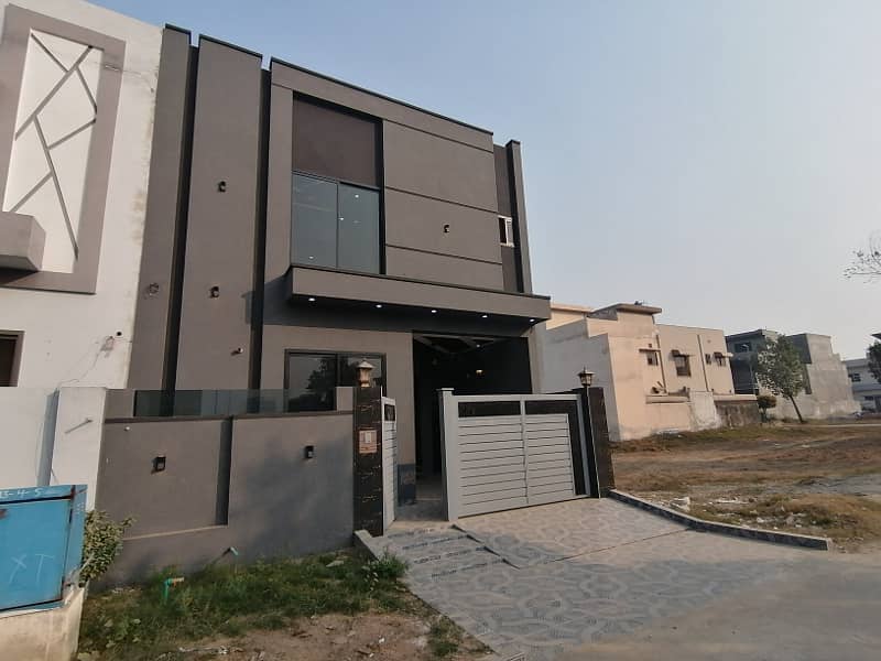 Brand new house for sale EE block 24