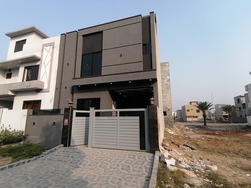 Brand new house for sale EE block 25