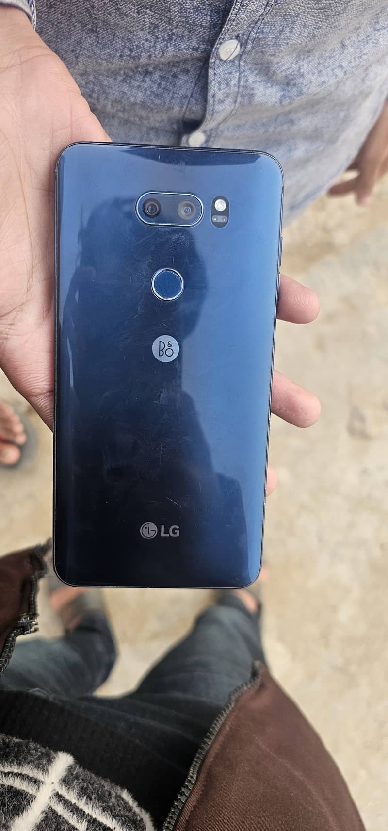 LG V30 0