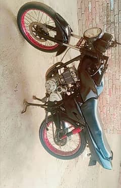 Ravi piaggio 125 bike urjant sale 03057511868 exchanges possible