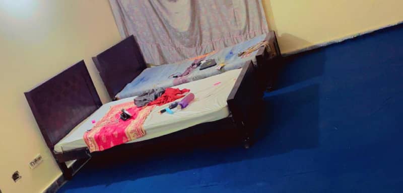 Ayat Girls Hostel single and Sharing Seats Available only for girls 13