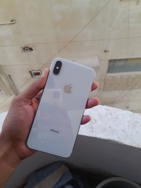 iPhone xs max 64 gb 4