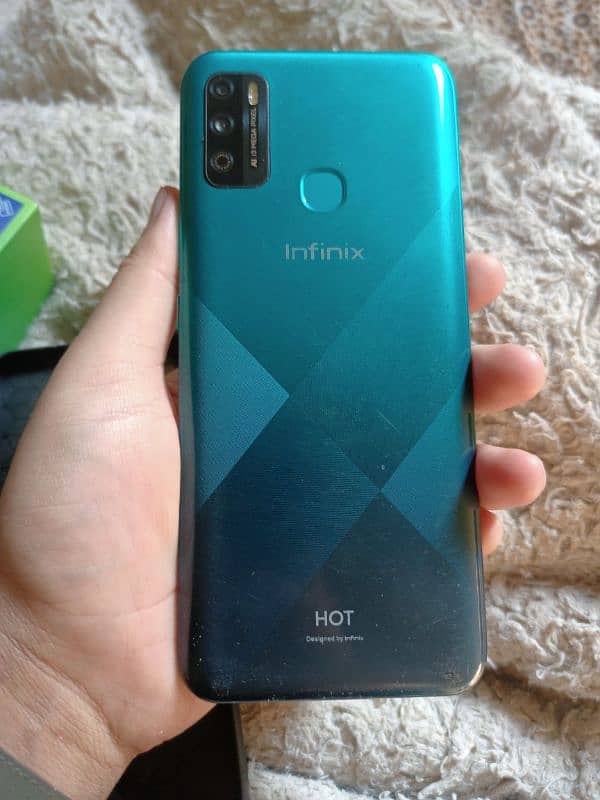 Infinix Hot 9 Play 4/64 2