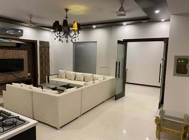 FULLY FURNISHED BRAND NEW MODERN 01 KANAL UPPER PORTION AVAILABLE FOR RENT 3